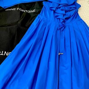 Anne Fontaine beautiful dress